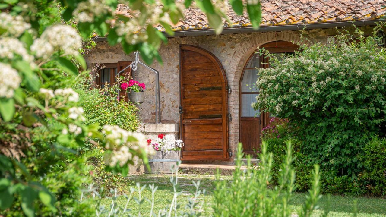 Poggio Al Palio Aparthotel San Lorenzo a Merse Ngoại thất bức ảnh